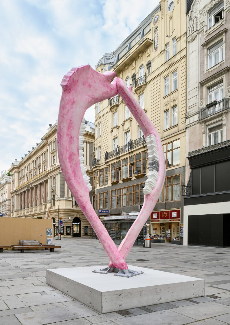 Kontroverzní dílo instalované na nejprestižnější vídeňské ulici