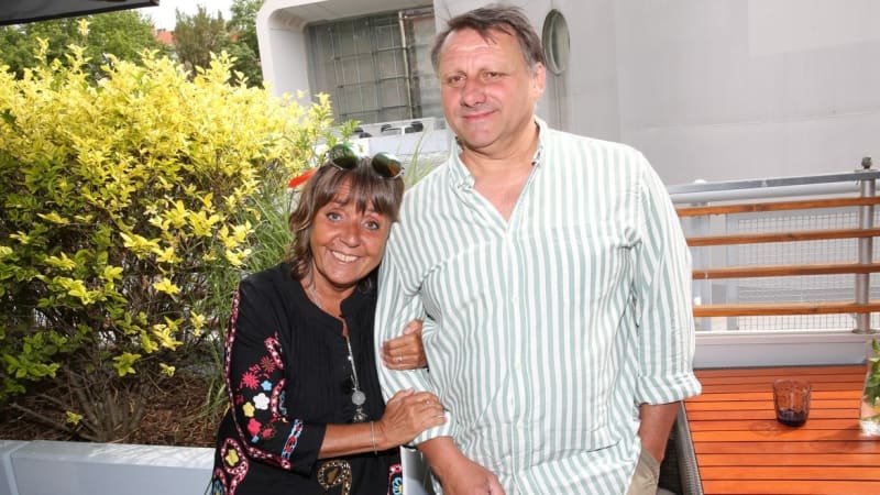 Barbora Hrzánová s manželem, hercem Radkem Holubem. 