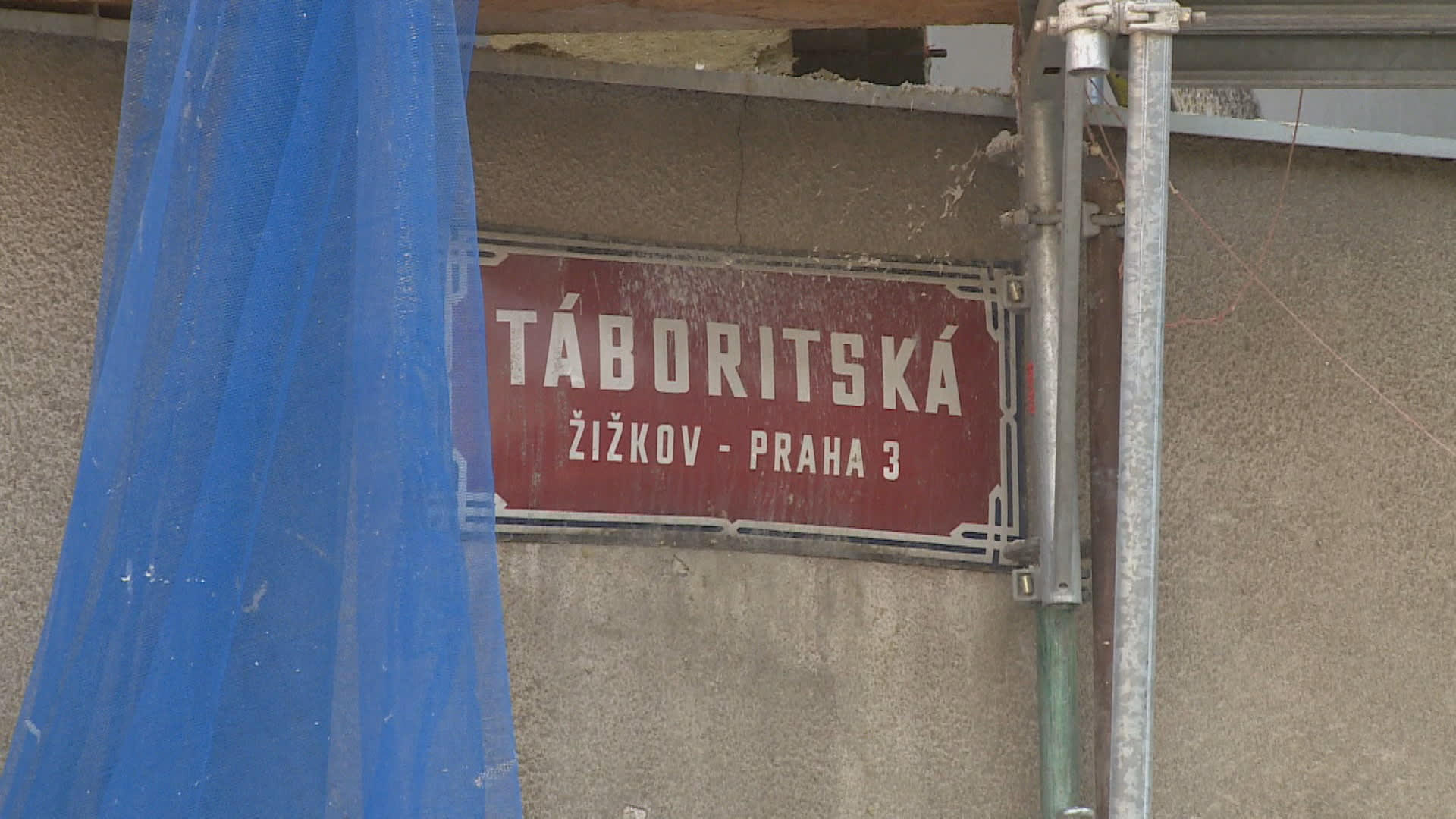 V Táboritské ulici v Praze 3 zasahovali policisté u rodinné tragédie.