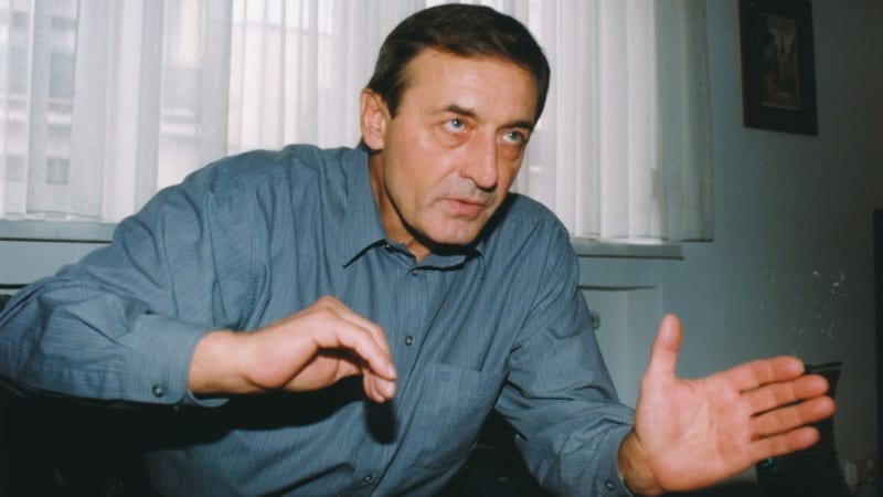 Michal Dočolomanský vyměnil ženu za muže a odkázal mu byt. Syn zdědil zdravotní potíže