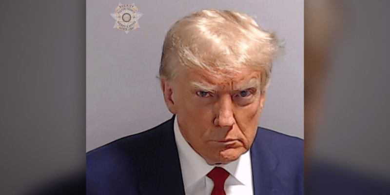 Donald Trump byl zatčen