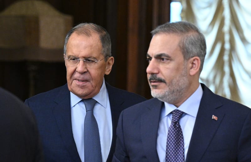 Ruský ministr zahraničí Sergej Lavrov a jeho turecký protějšek Hakan Fidan v Moskvě (31. 8. 2023)