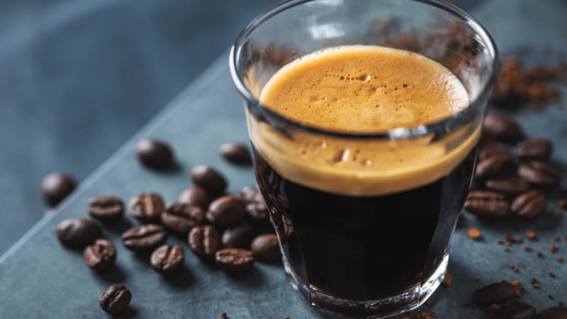 Je zdravější espresso nebo káva s mlékem?