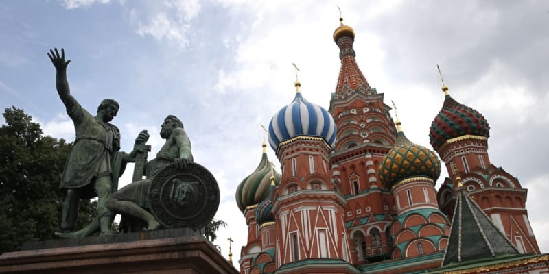 Bude se Moskva jednou klonit carovi místo Putinovi?