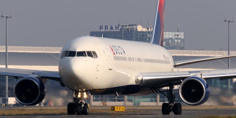 Letadlo na lince Praha - New York se kvůli technickým problémům muselo vrátit