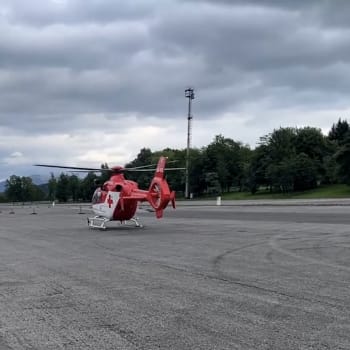 Muž na Novojičínsku se zřítil z rozhledny, zasahoval vrtulník