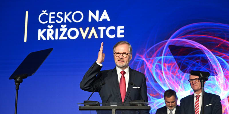Premiér Fiala na konferenci Česko na križovatce