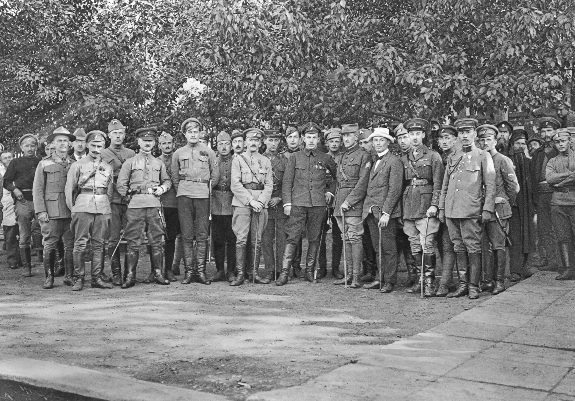 Setkání legionářských jednotek na železniční stanici Olovjannaja z 1. září 1918