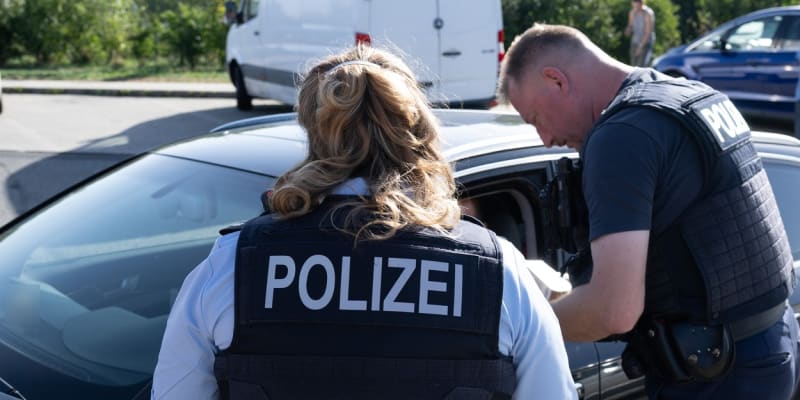 Němečtí policisté na hranicích v Sasku