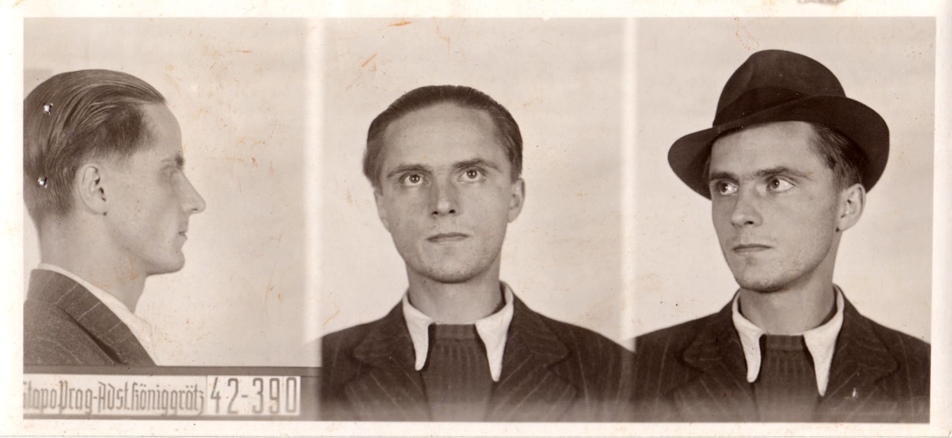 K obětem Krvavých nocí patřil i český odbojář Karel Nesnídal. V berlínské věznici Plötzensee bylo mezi 7. a 10. zářím 1943 oběšeno 250 odbojářů, z toho přes 100 Čechů.