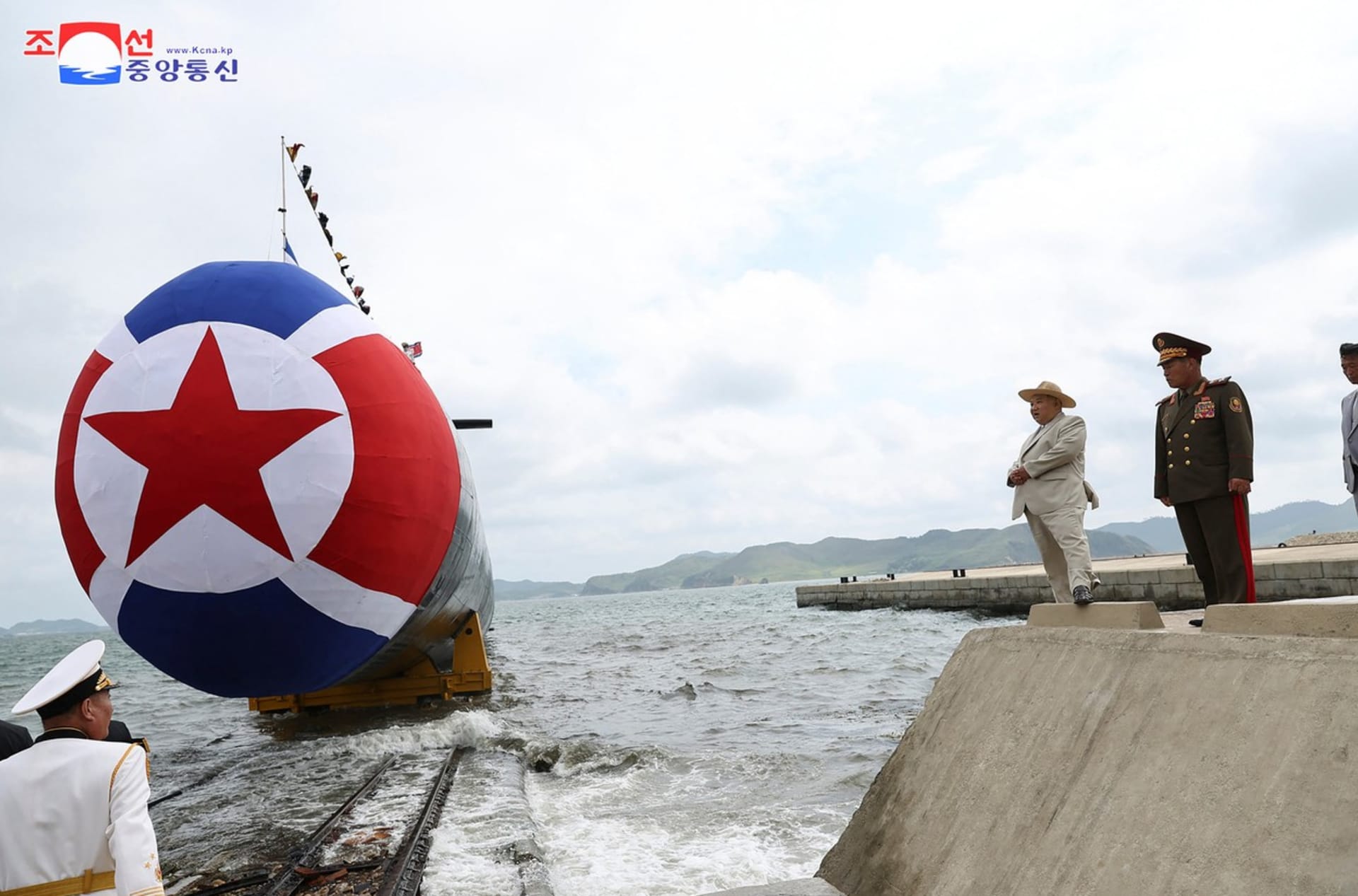Severní Korea uvedla do provozu svou první taktickou jadernou ponorku