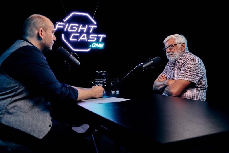 Novinář Josef Klíma byl hostem podcastu Fight Cast One.
