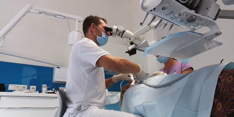 Lékařská fakulta Ostravské univerzity získala akreditaci na obor stomatologie.