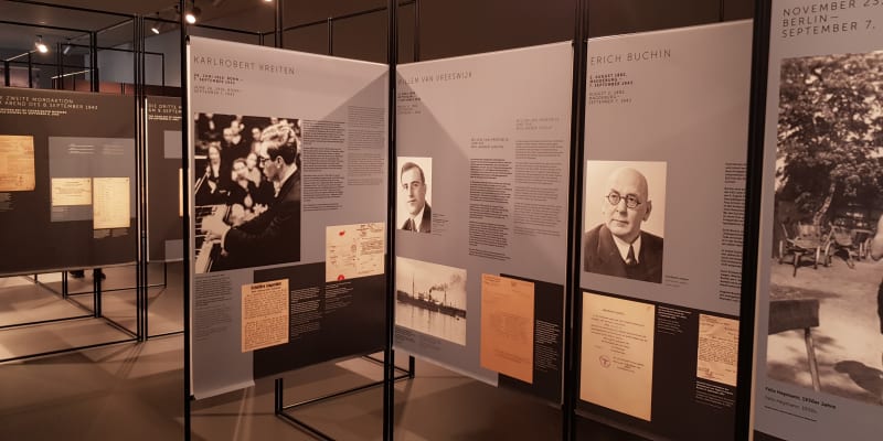 Oběti Krvavých nocí ze 7. září 1943. Aktuální výstava v Památníku německého odboje, na jejímž vzniku se podílel český historik Jan B. Uhlíř. 