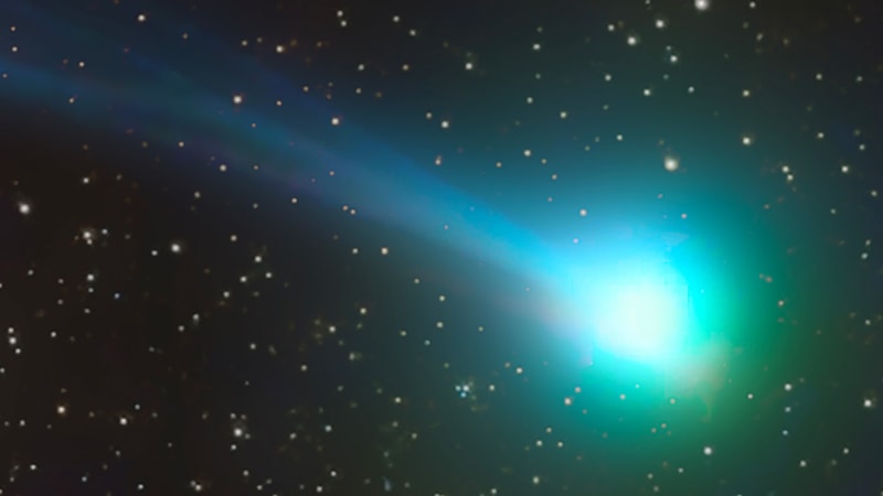 K Zemi se řítí vzácná nazelenalá kometa. Nepropásněte šanci ji vidět
