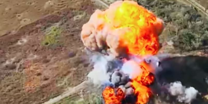 Mohutná exploze ruského tanku
