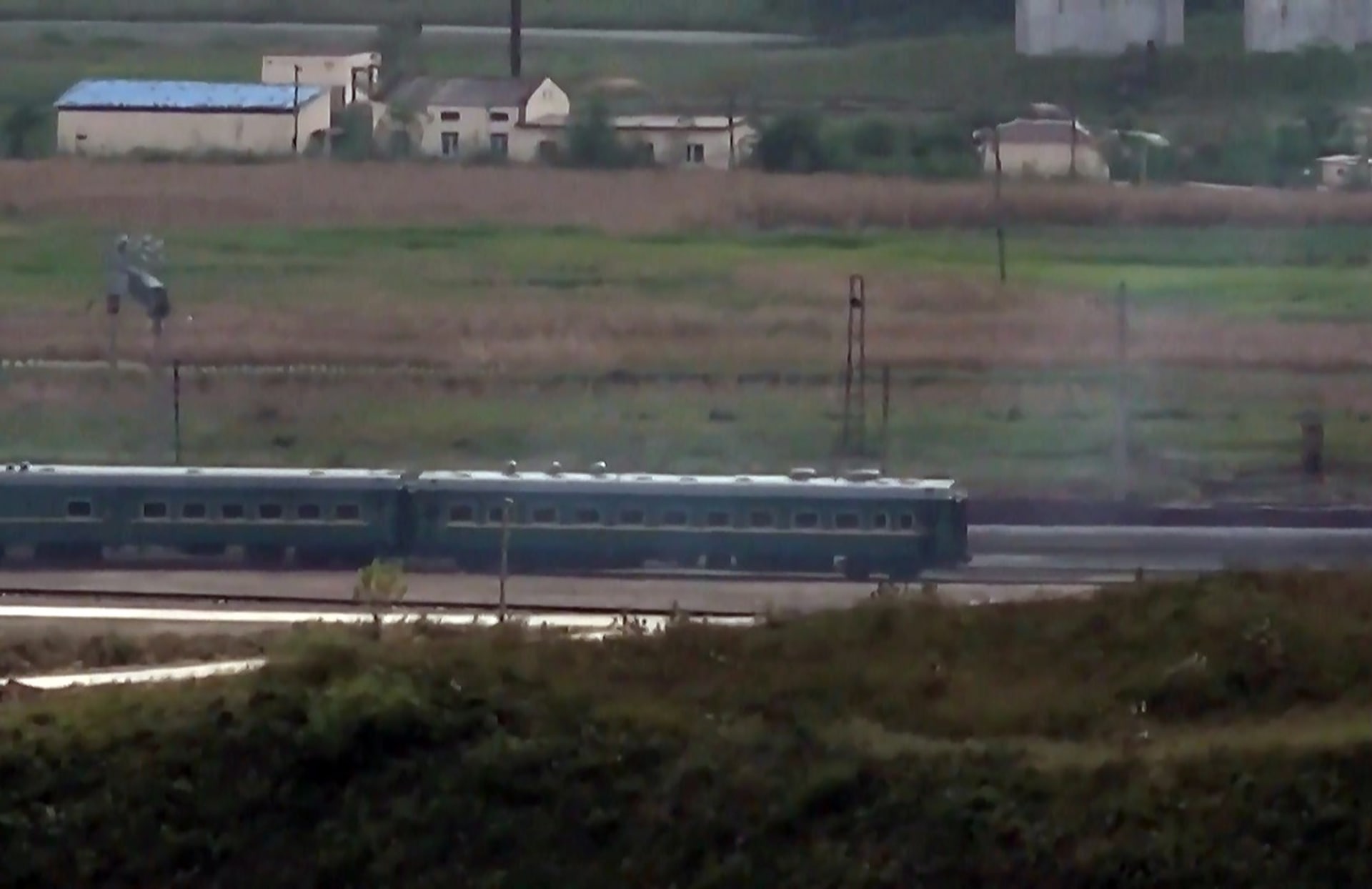 Kim Čong-un dorazil obrněným vlakem do Ruska