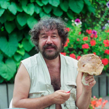 Režisér Zdeněk Troška patří mezi vášnivé houbaře. 