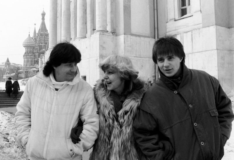 Stanislav Hložek, Hana Zagorová a Petr Kotvald byli slavní i v zahraničí, kam jezdili pravidelně koncertovat. 