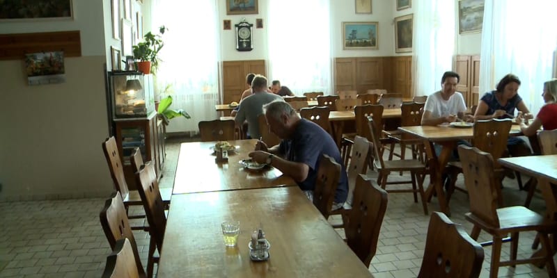V Zábědově si lidé pochvalují jídelnu, kde je možné se najíst pod sto korun.