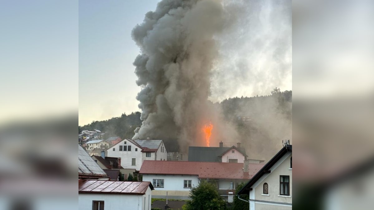 Požár penzionu v Tanvaldu