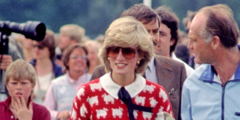 Lady Diana v legendárním svetru na pólu.