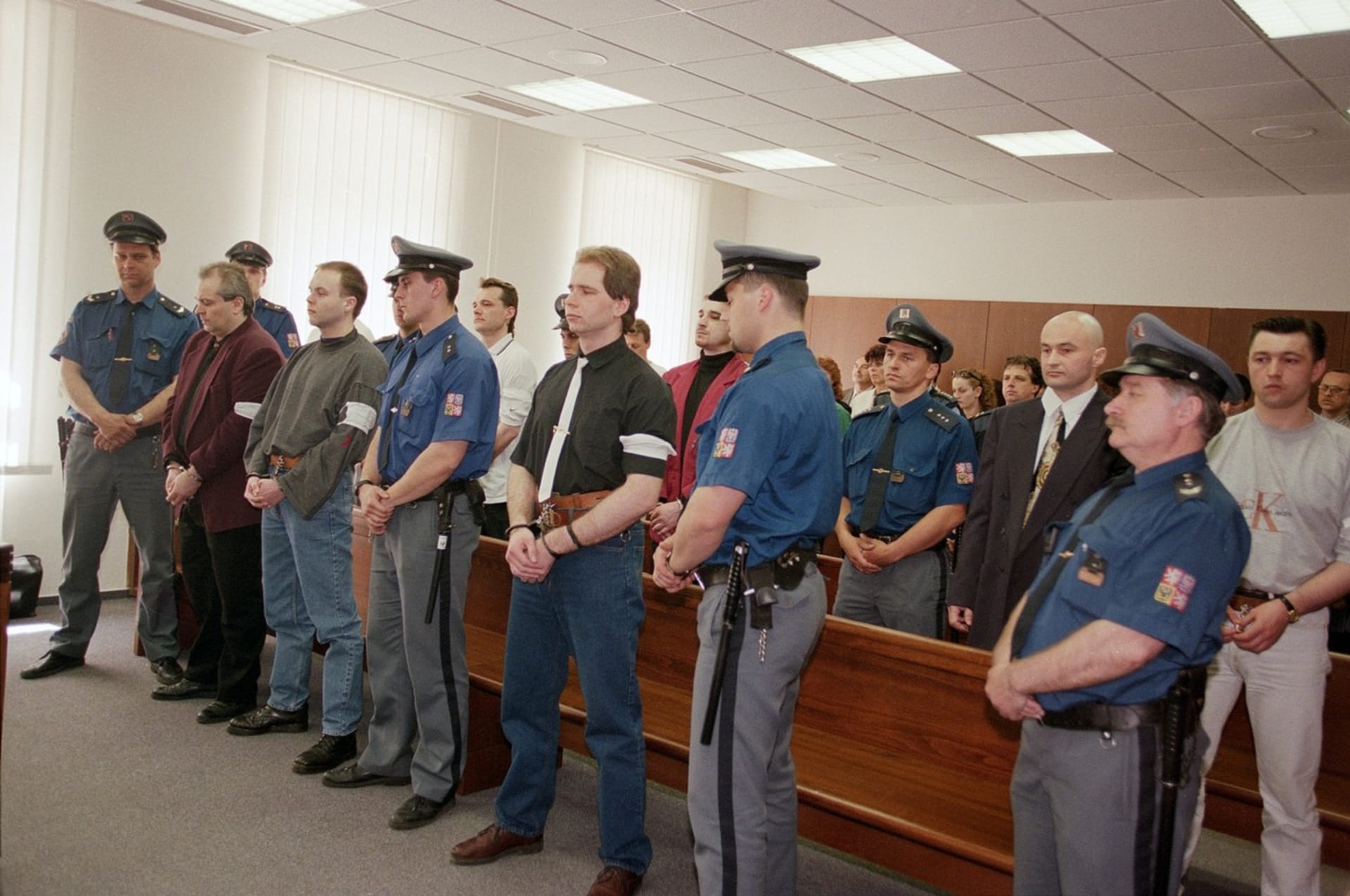 Členové Kolínského gangu před soudem