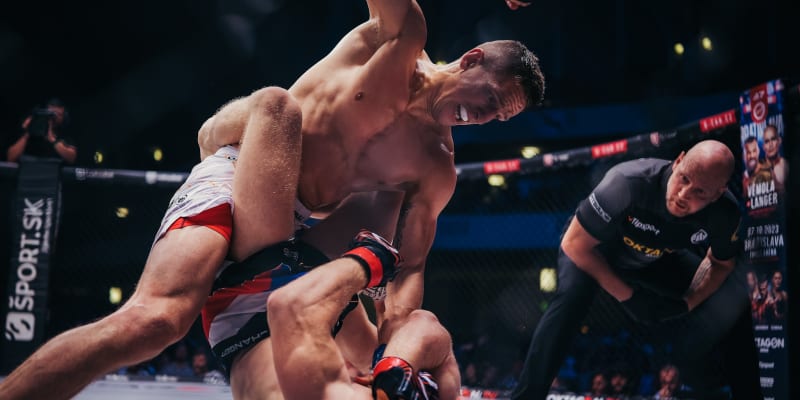 Oktagon 46: Bojan Veličkovi vyhrál knockoutem nad Davidem Kozmou