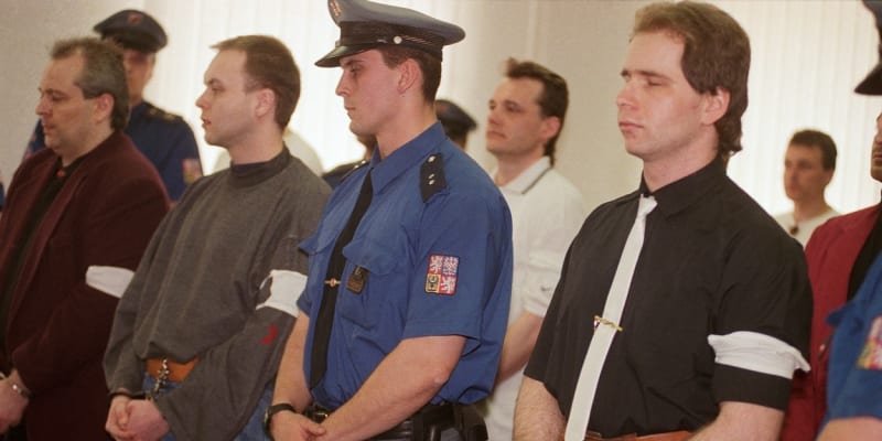 Členové Kolínského gangu před soudem
