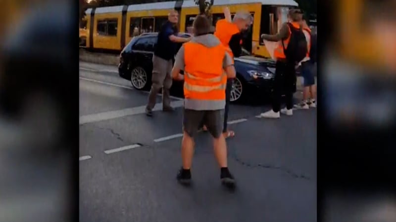 Klimaaktivisté opět bokovali silnice v Berlíně.