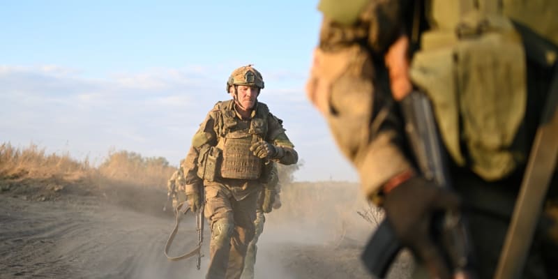 Trénink ruských vojáků v oblasti Donbasu (13. 9. 2023)