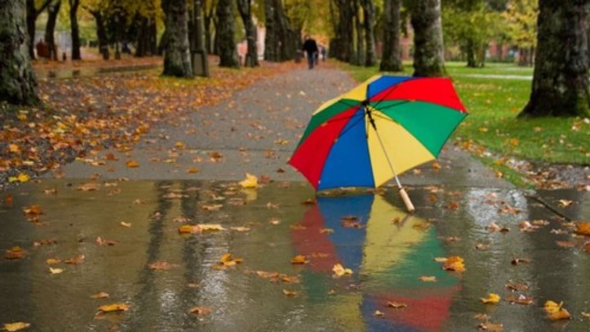 Podzimní deštivé počasí, ilustrační foto