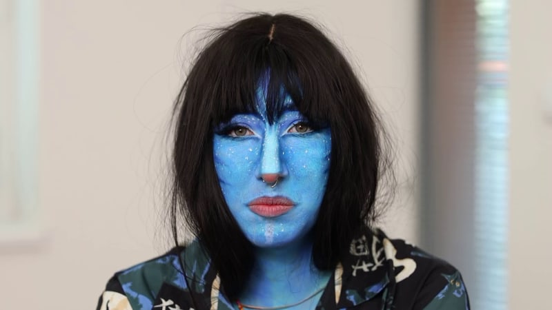 OnlyFans modelka ohromí modrým líčením z Avatara a vymyslí lest na soupeře