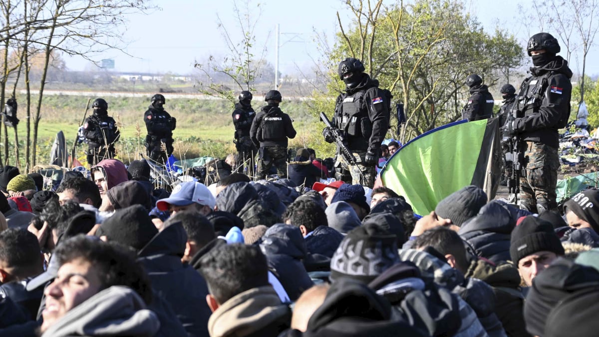 Srbská policie zadržela nelegální migranty u maďarských hranic