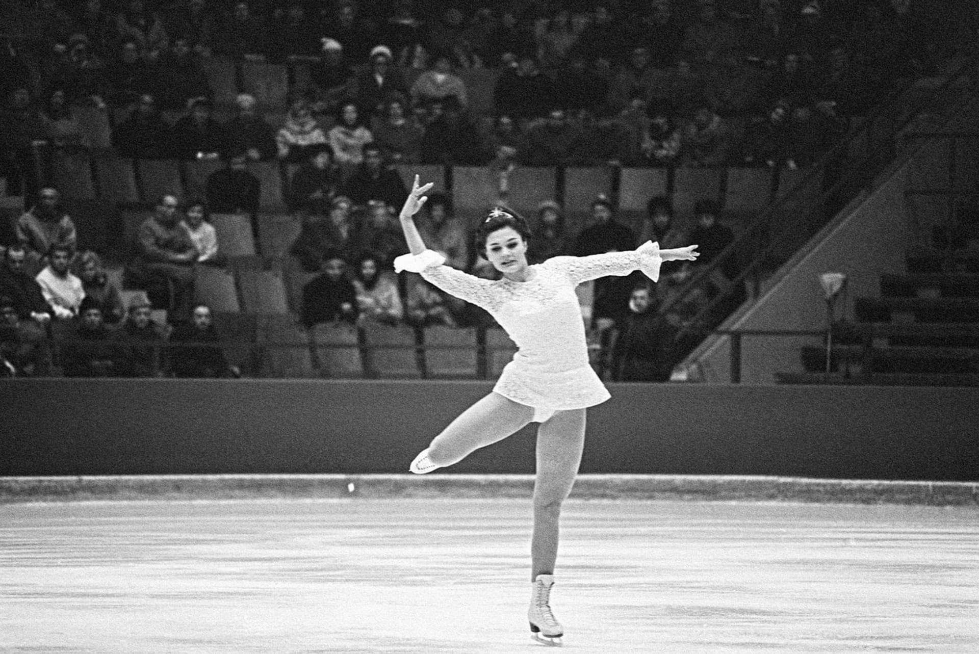  Už ve 14 letech startovala na Zimních olympijských hrách, kde skončila na 15. místě. O čtyři roky později na olympiádě už brala bronzovou medaili. 
