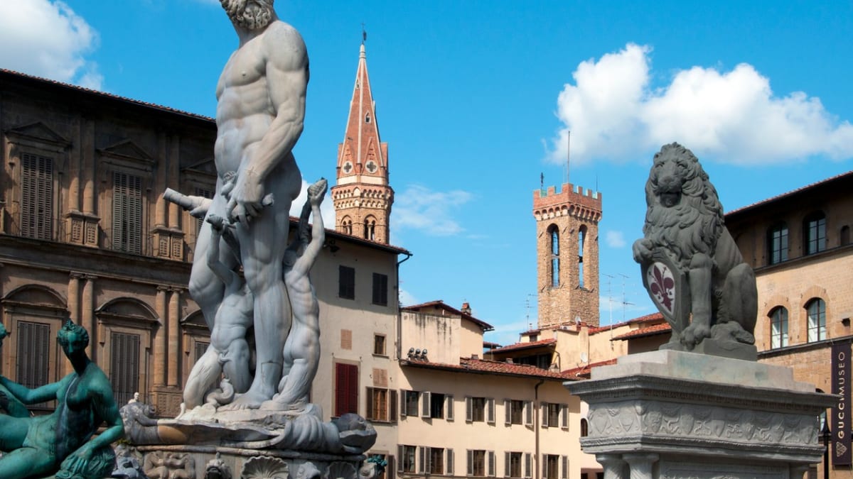 Sousoší Héraklés a Kákos na náměstí Signorie ve Florencii