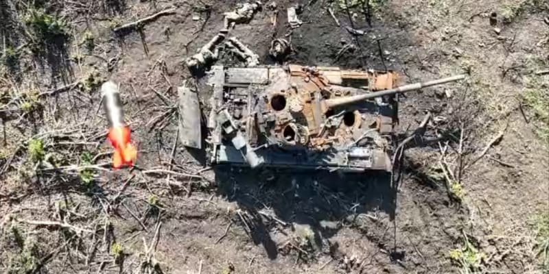 Ukrajinský dron masakruje okupanty.
