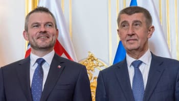 PŘEHLEDNĚ: Fico, nebo někdo jiný? Koho čeští politici podporují ve slovenských volbách?