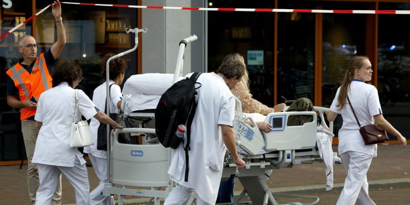 Střelba v Rotterdamu si vyžádala několik mrtvých.