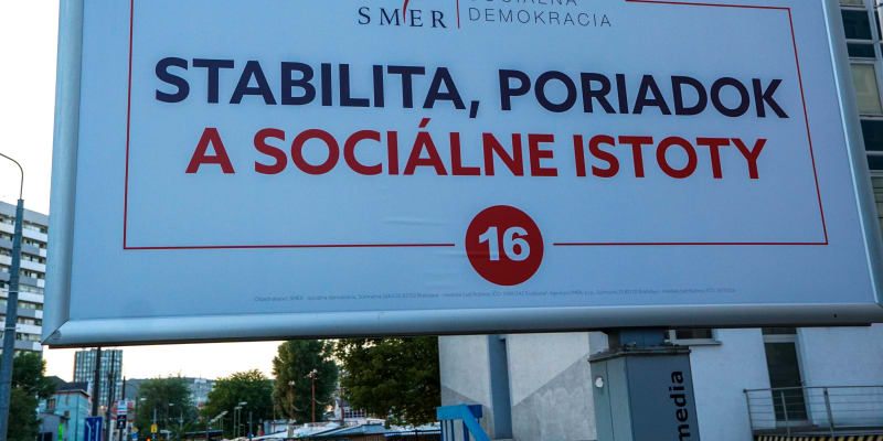 Ulice Bratislavy jsou plné předvolebních billboardů mnoha různých stran.