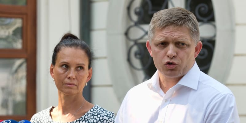 Slovenský expremiér Robert Fico s manželkou Svetlanou.