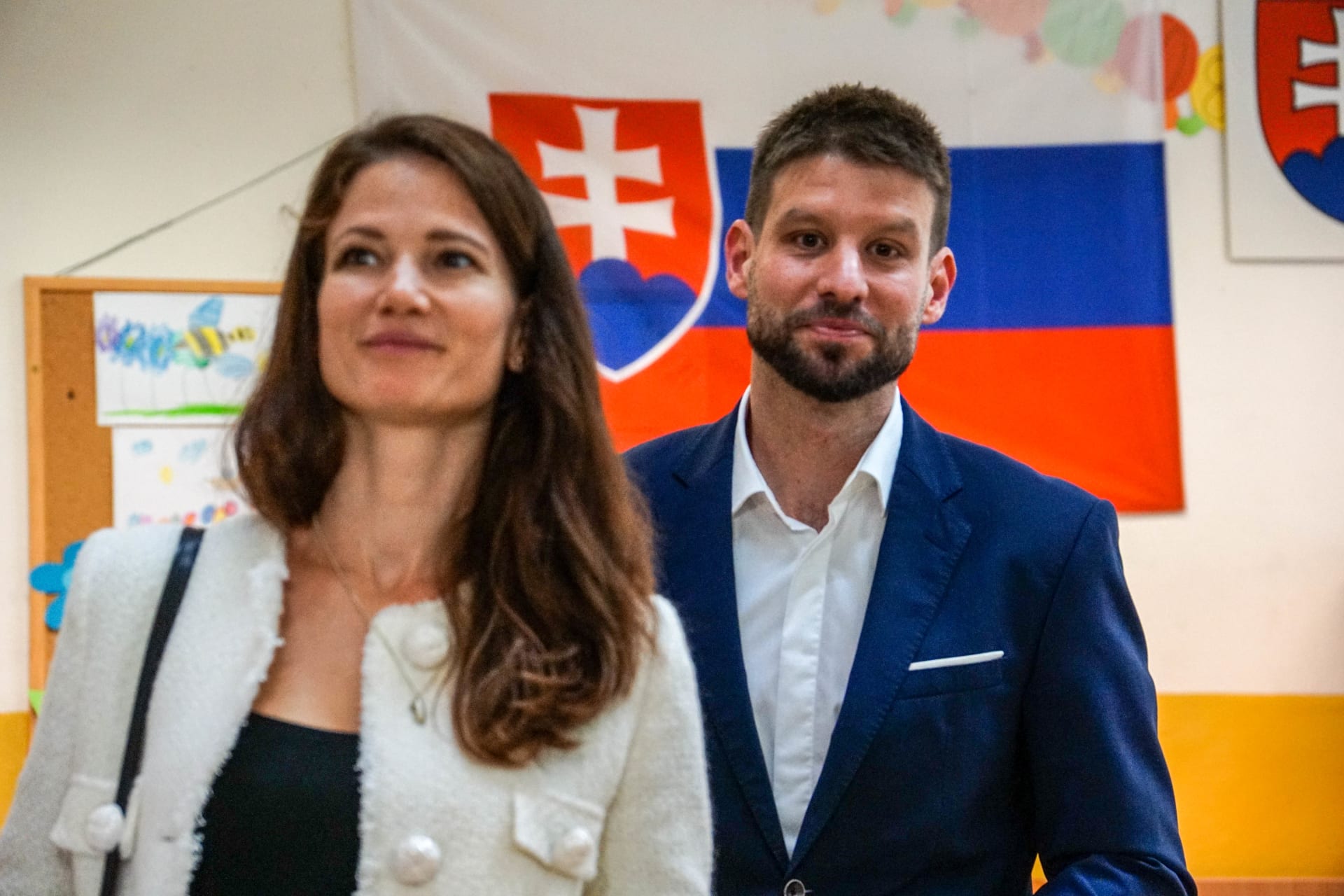 Předseda Progresívného Slovenska (PS) Michal Šimečka s manželkou