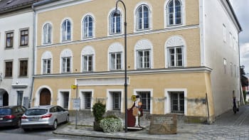 V Rakousku přestavují rodný dům Adolfa Hitlera. Bude z něj policejní stanice