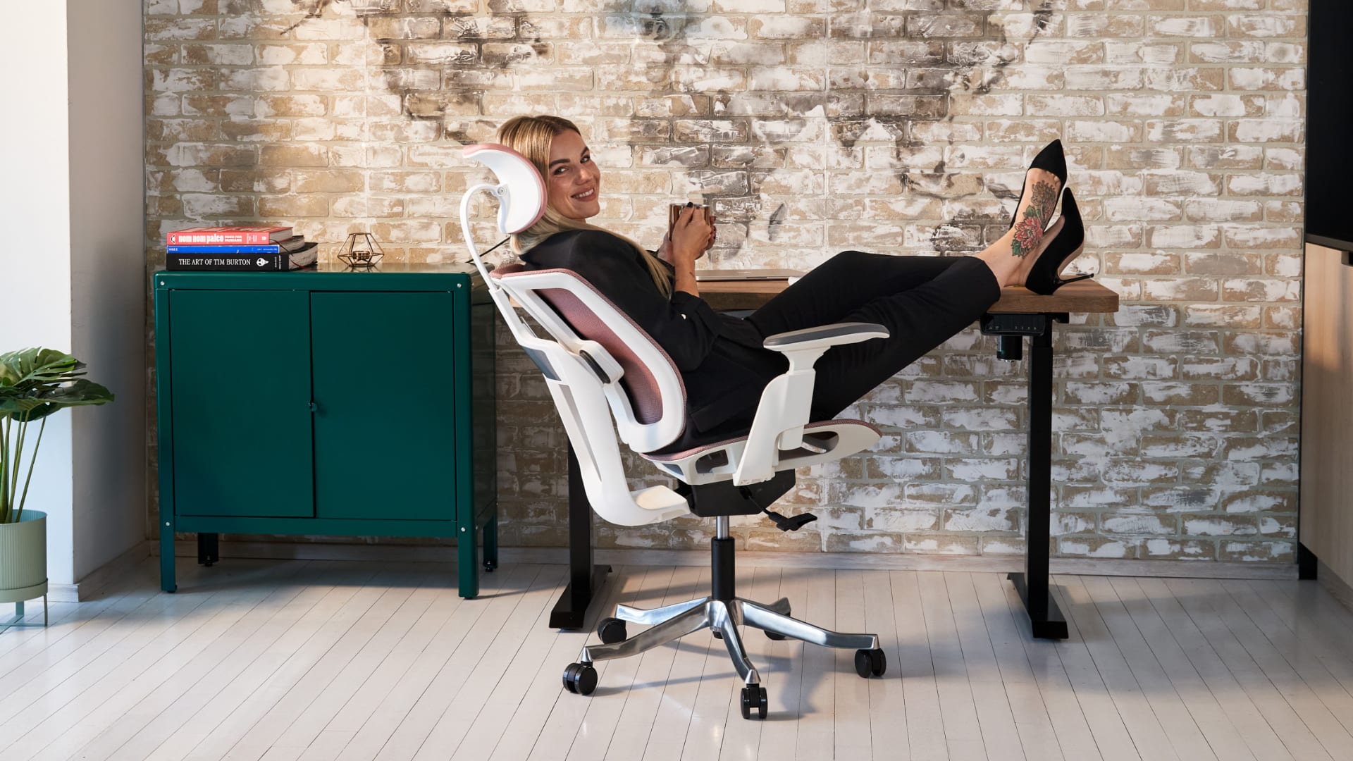 Kancelářské židle Liftor Active se přizpůsobí vašemu pohybu.