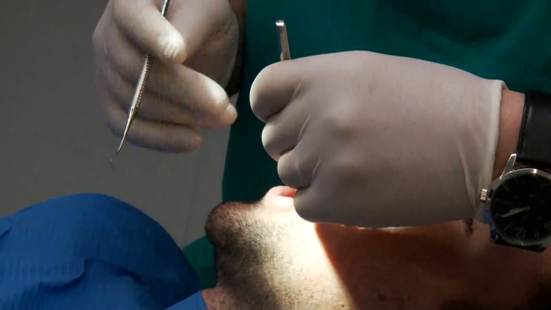 Zubní pohotovosti v Praze využívají hojně pacienti ze Středočeského kraje.