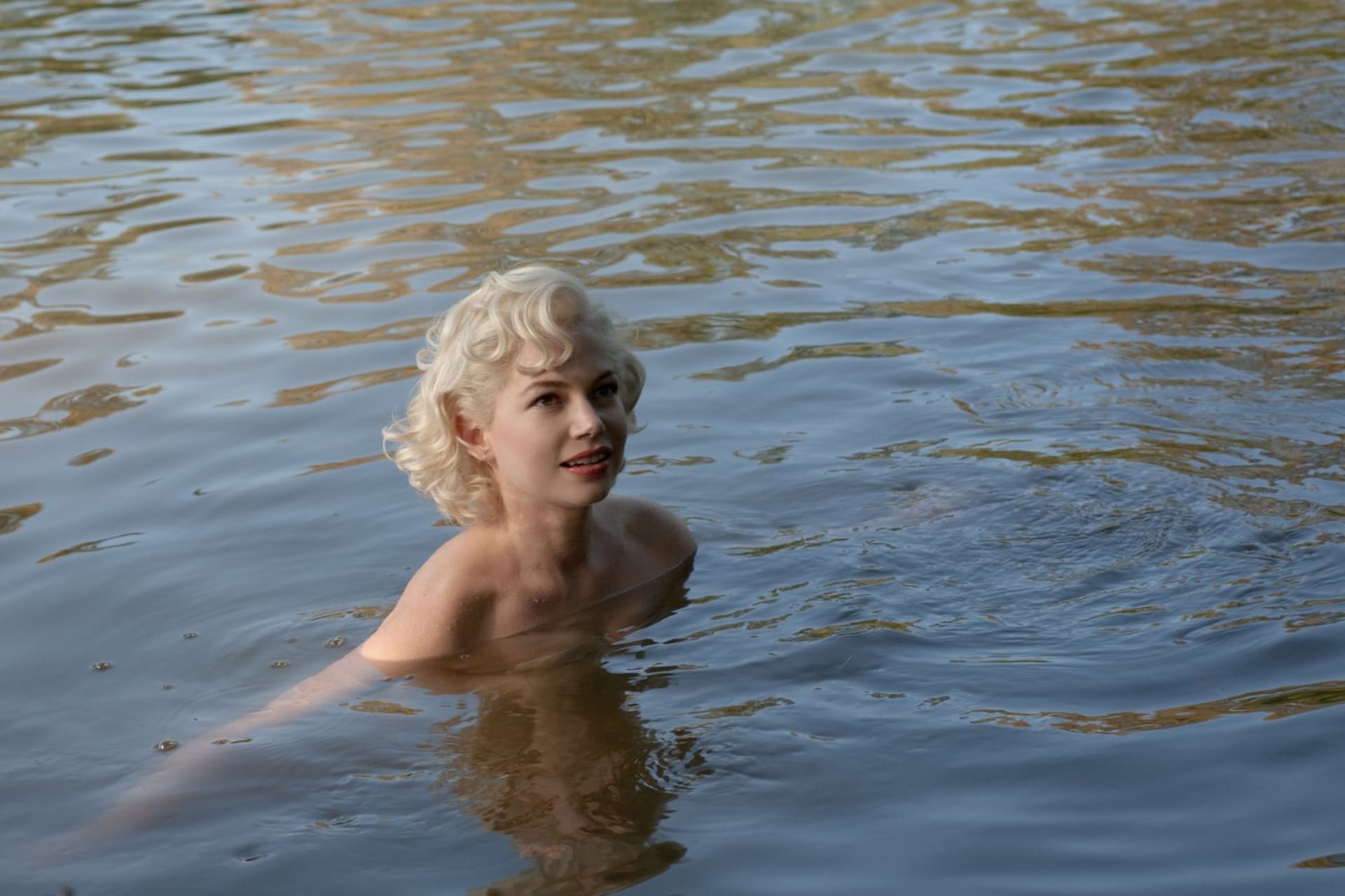 Děj filmu Můj týden s Marilyn zachycuje sedmidenní období při natáčení romantické komedie Princ a tanečnice v roce 1957. 