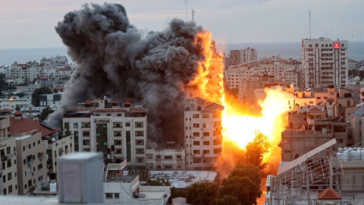 Izraelské letectvo zaútočilo na cíle v Gaze.