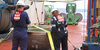 Pobřežní stráž vylovila zbývající trosky ponorky Titan. Byly v nich i ostatky pasažérů 