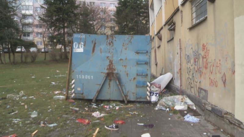 V Klášterci nad Ohří se stále nedaří zabránit vykrádání bytů.