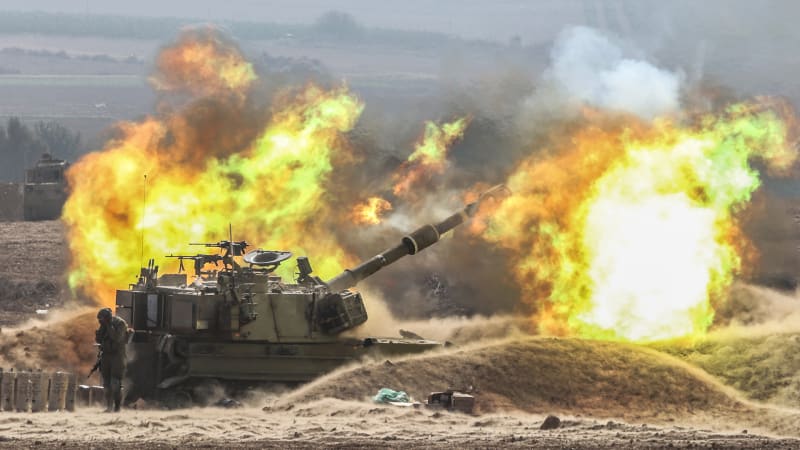 Čím Hamás útočí na Izrael? Po raketách vytáhl primitivní vrtulníky a inspiroval se Ukrajinou